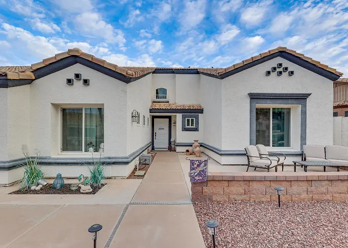 Ferienhaus Desert Oasis Ranch-style Home, Hiking/tubing